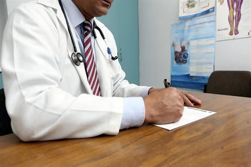 Desmantelamiento de los servicios de salud y consecuencias para luchar contra el coronavirus